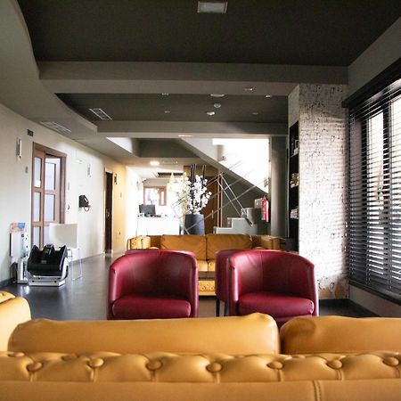 Pension Restaurante "O Retiro " Arzúa Eksteriør billede