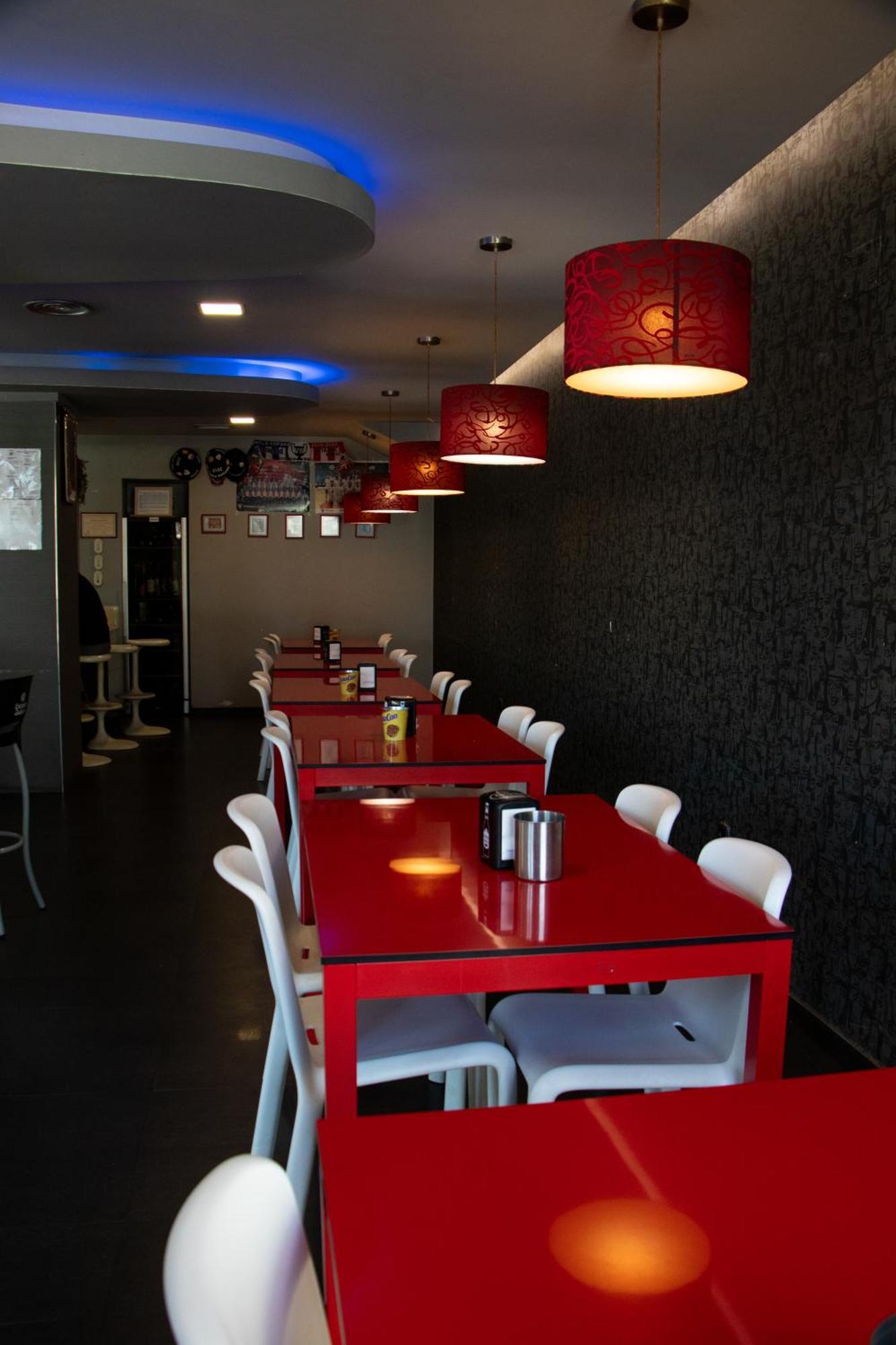 Pension Restaurante "O Retiro " Arzúa Eksteriør billede